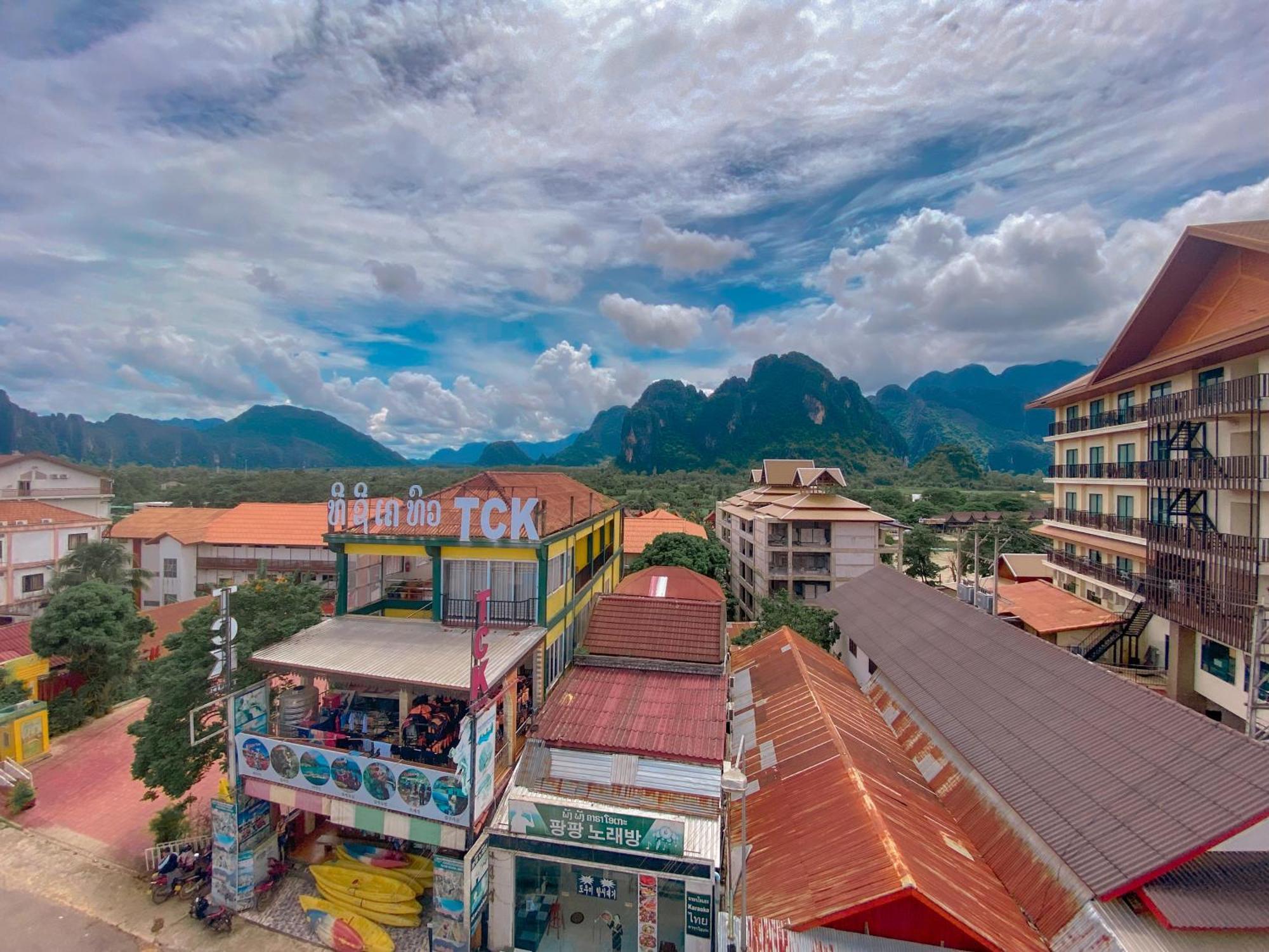 Golden Dragon House Vang Vieng Bagian luar foto